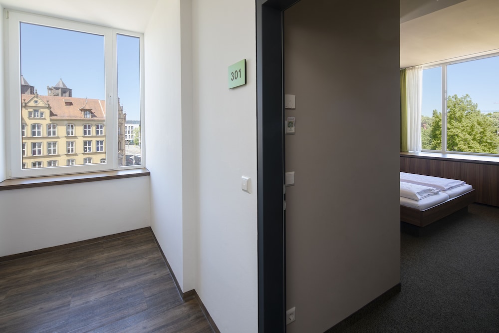 

Roma - Memmingen - JOESEPP´S HOTEL am Schweizerberg