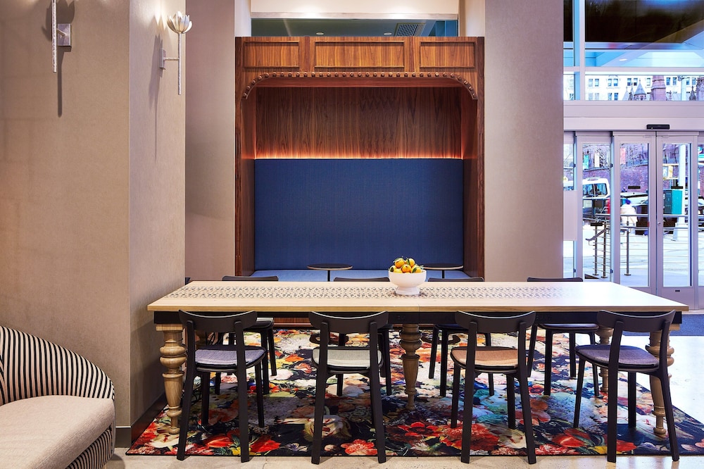

Bologna - Brooklyn (NY) - Hotel Indigo NYC Financial District