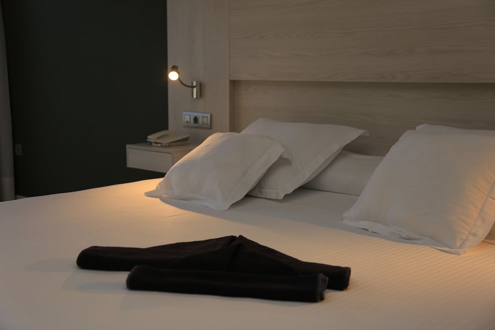 

Torino - Giniginámar - R2 Romantic Fantasia Dreams & Suites Hotel – Adults Only - All inclusive