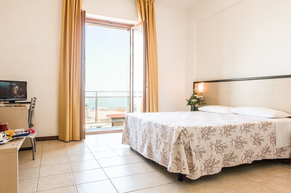 

Roma - Lerici - Hotel Rondine