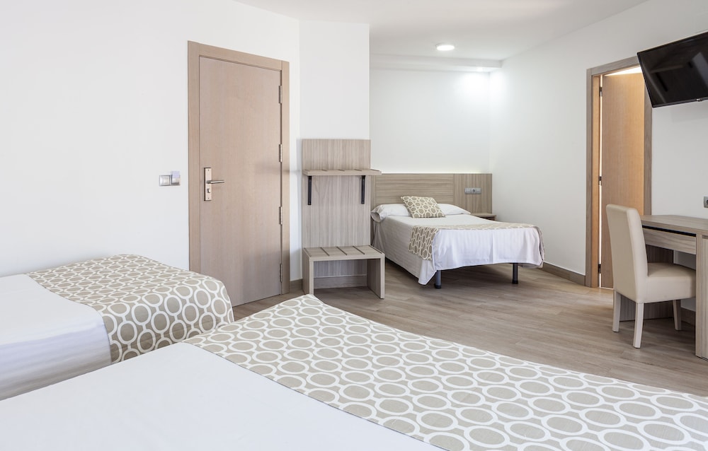 

Milano - El Puig - Hotel Olympia Ronda II
