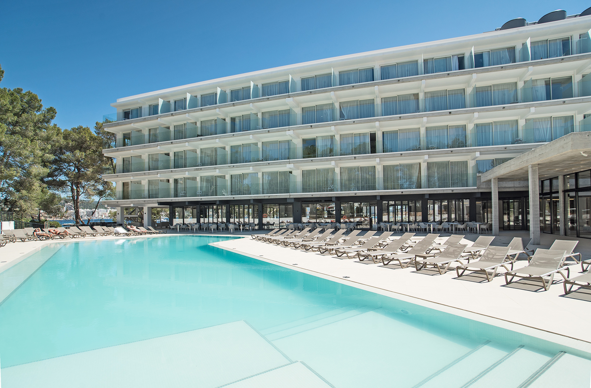 

Milano - Cala Tarida - Els Pins Resort & Spa