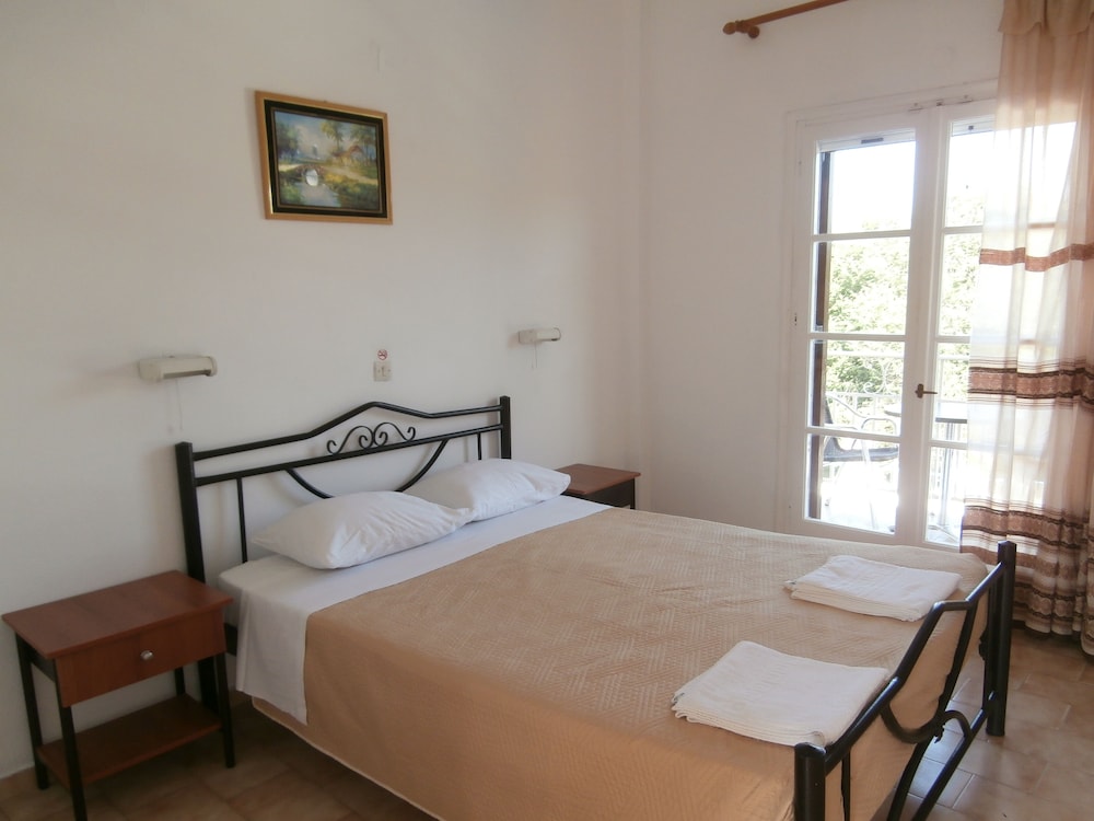 

Roma - Agios Ioannis Peristeron - River Studios & Apartments