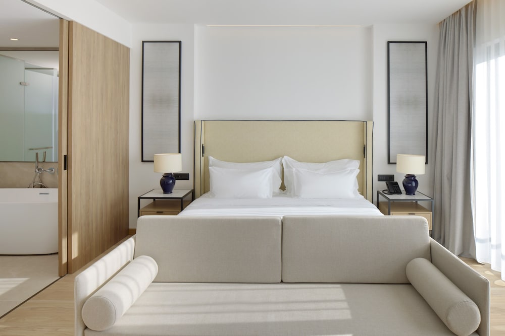 

Bologna - Plazhi San Pietro - Melia Durres Albania