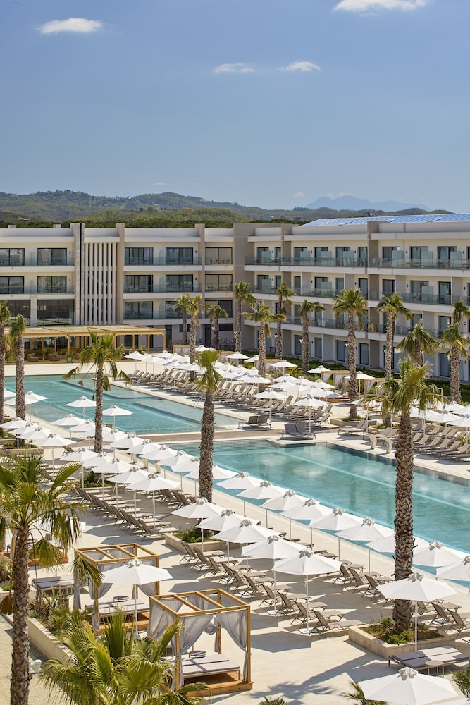 

Milano - Plazhi San Pietro - Melia Durres Albania