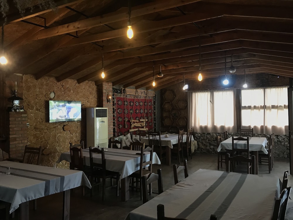 

Bari - Durrës - Te Bujtina Hotel&Restaurant