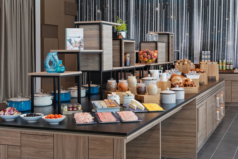 

Catania - Garching bei München - Courtyard by Marriott Munich Garching