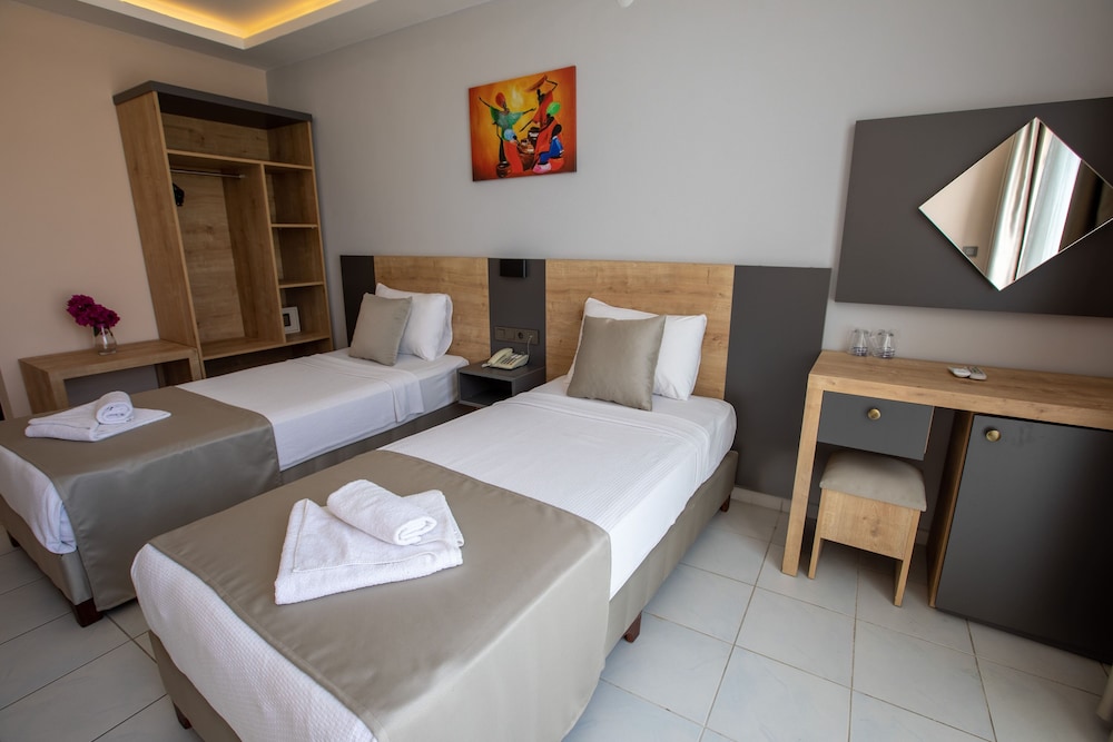 

Milano - Mahmutlar - Alanya Risus Park Hotel