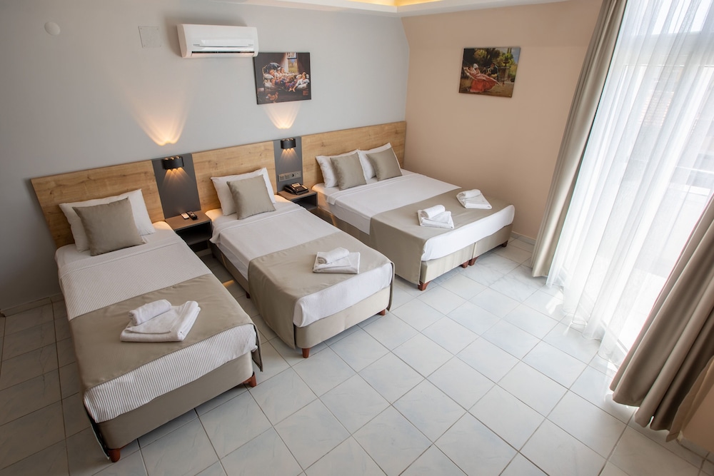 

Brindisi - Mahmutlar - Alanya Risus Park Hotel