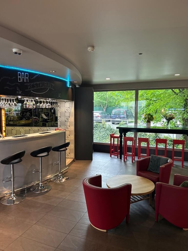 

Bologna - Le Mesnil-Amelot - Standing Hotel Suites by Actisource