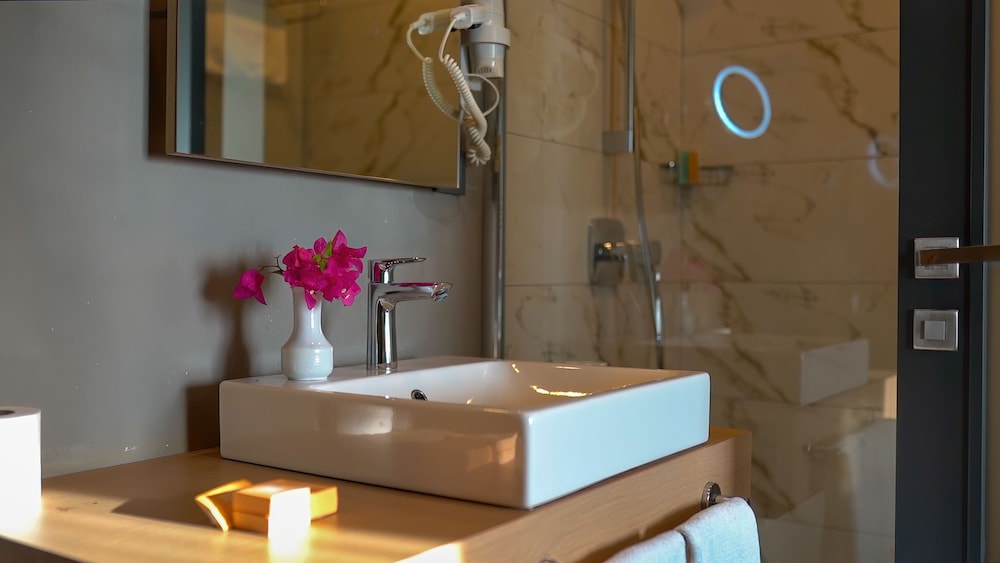 

Bologna - Türkbükü - Sandora Boutiuqe Hotel