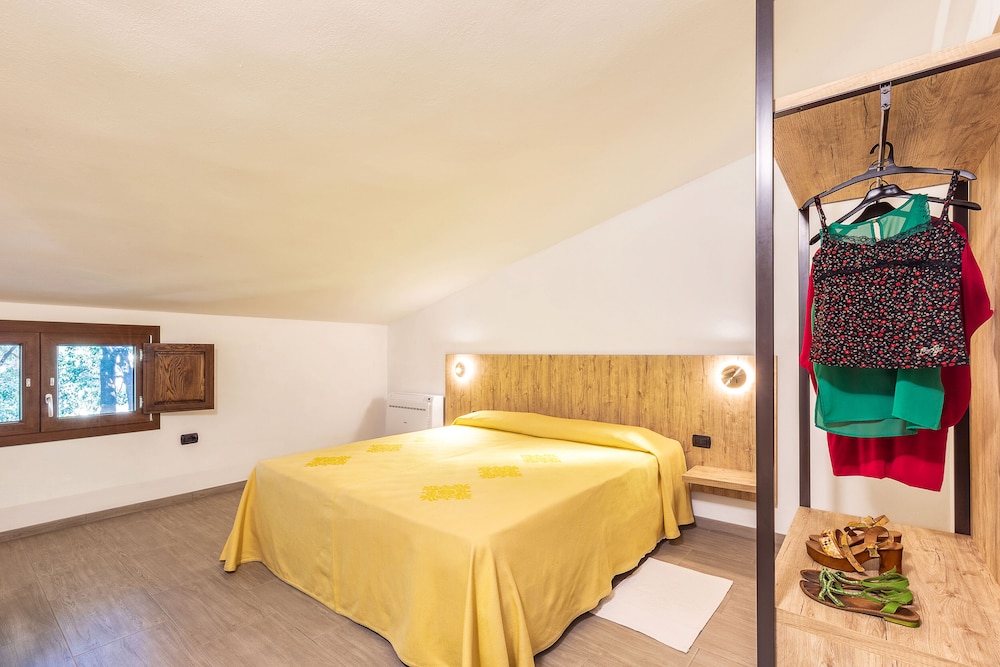 

Venezia - Arbatax - Hotel Santa Maria