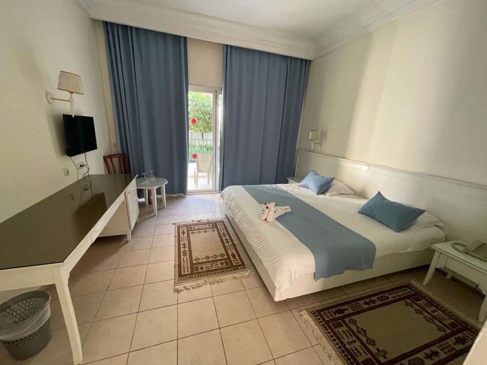 

Verona - Kelaa Kebira - Soviva Resort - Families Only