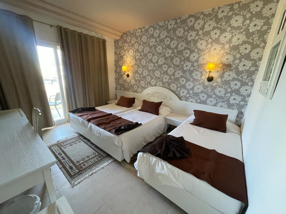 

Napoli - Susa - Soviva Resort - Families Only