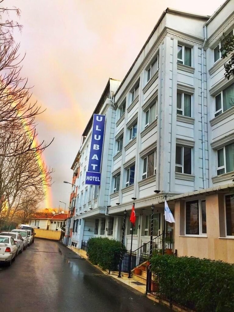 

Firenze - Istanbul - Ulubat Castle Hotel
