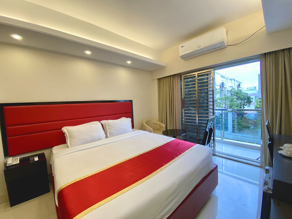 

Milano - Dhaka - Park Hyatt Dhaka