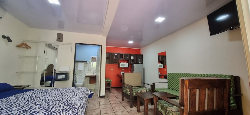 

Milano - Playa Hermosa - Hotel Mangaby