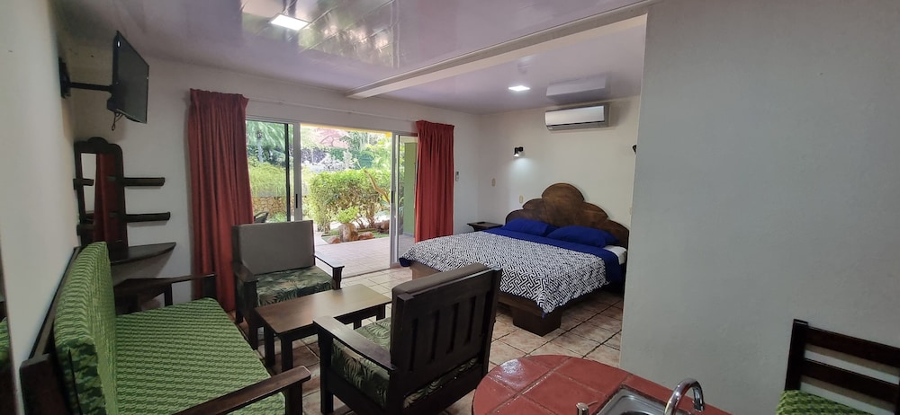 

Roma - Playa Hermosa - Hotel Mangaby