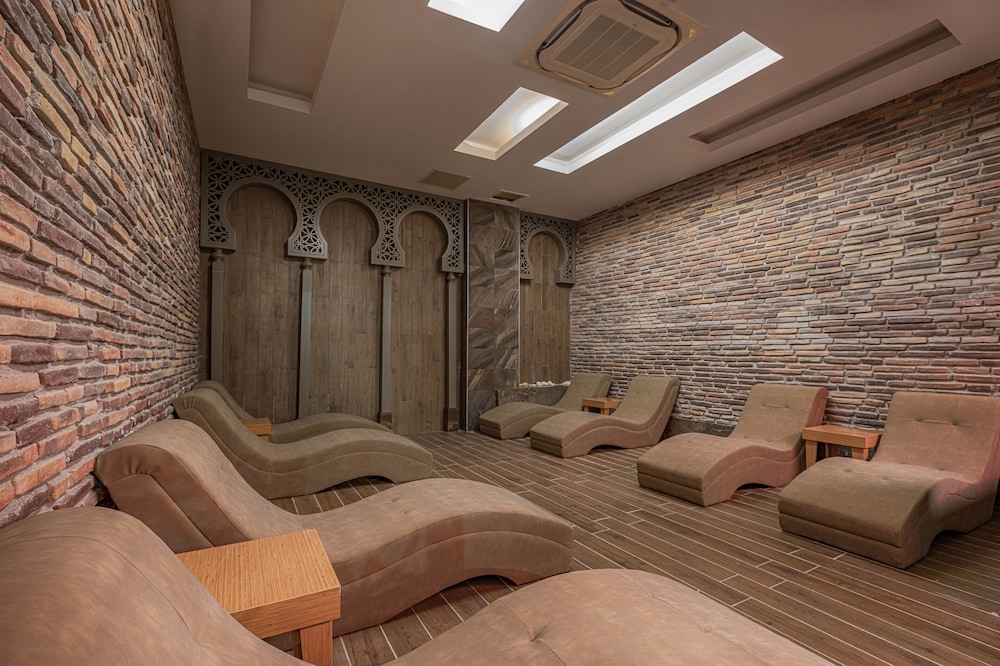 

Milano - Regione di Antalya, Turchia - Well Palace Side - All Inclusive