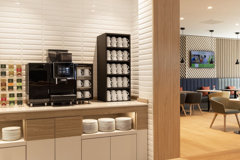 

Brindisi - Eindhoven - Holiday Inn Eindhoven Airport