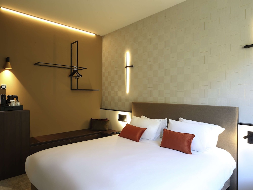 

Catania - Profondeville - Mercure Namur Hotel
