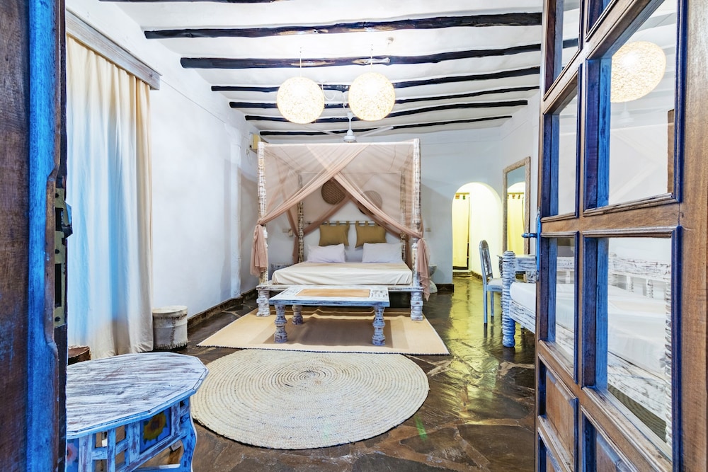 

Verona - Marafiki - Jumbo Club Watamu