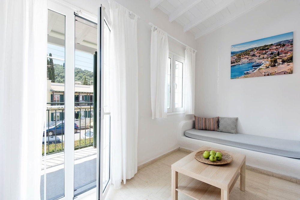 

Torino - Kassiopi - Ariti Apartments