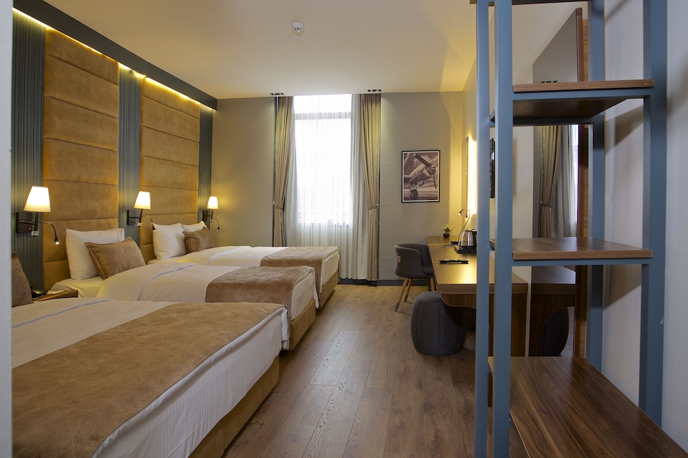 

Venezia - Istanbul, New Airport - Days Inn by Wyndham Istanbul Arnavutkoy