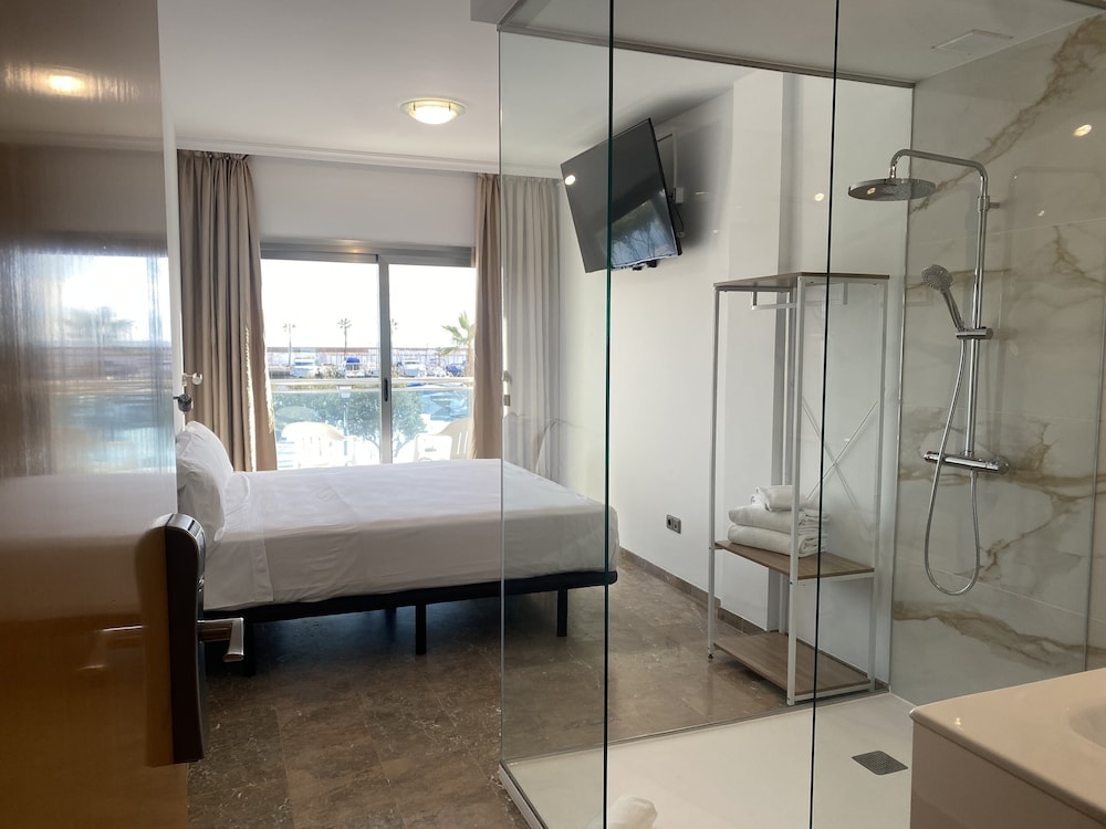 

Roma - Vilanova i la Geltrú - Hotel Port Sitges