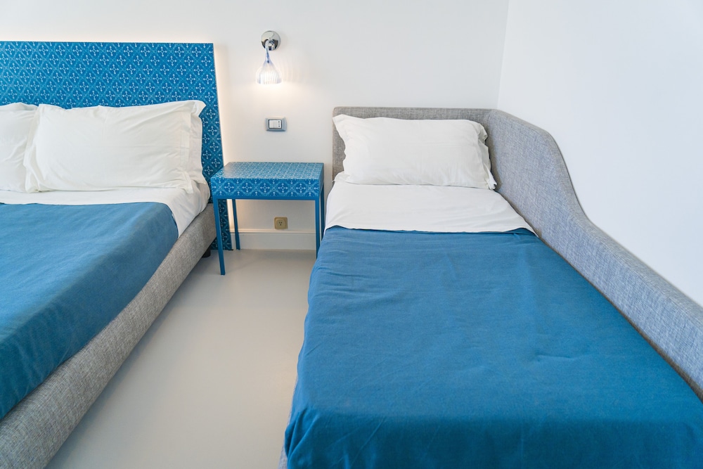 

Milano - Castro di Lecce - Hotel Orsa Maggiore