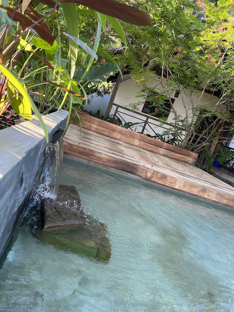 

Milano - Madagascar - Natshi Lodge
