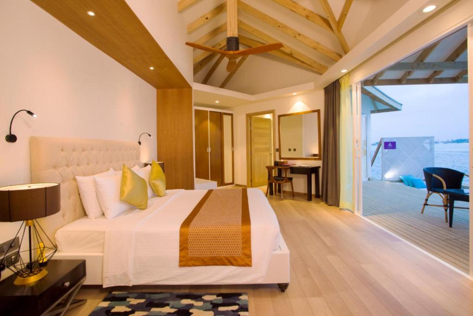 

Roma - Himmafushi - Cinnamon Dhonveli Maldives
