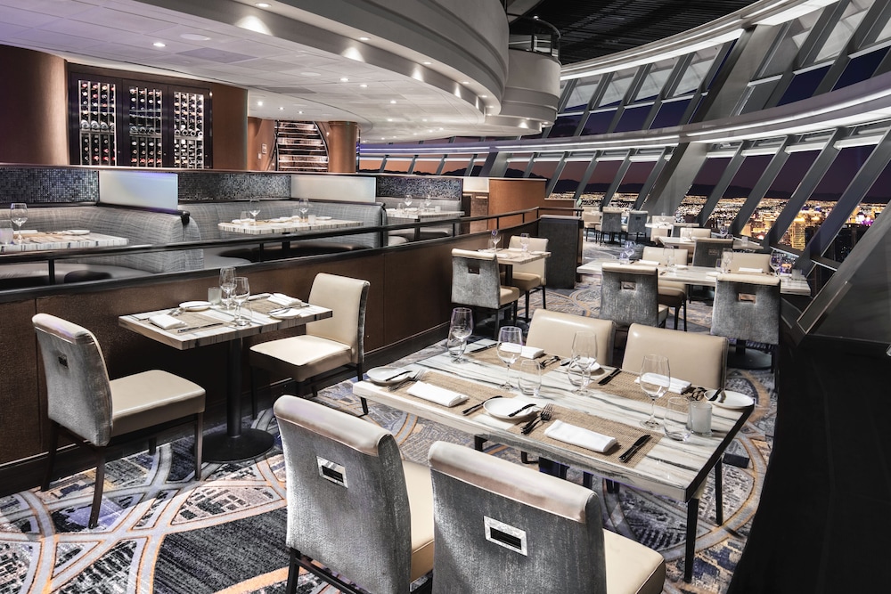 

Napoli - Las Vegas (NV) - The STRAT Hotel, Casino & SkyPod