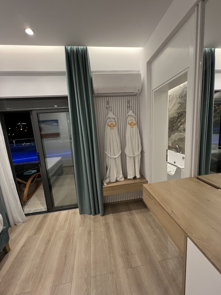 

Venezia - Ksamil - Ilio Boutique Hotel