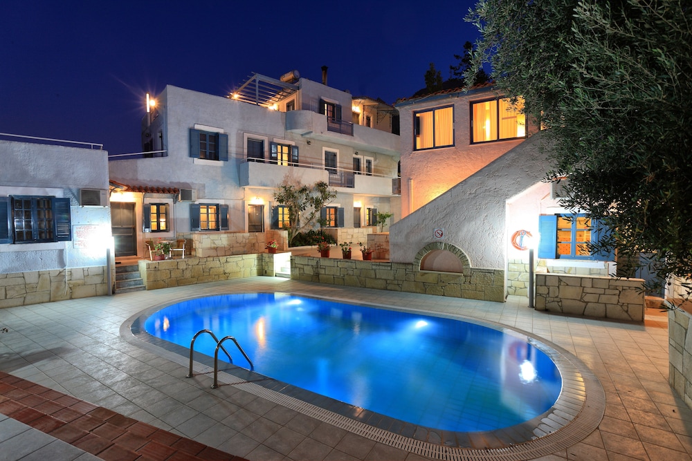 

Milano - Hersonissos - Stelva Villas