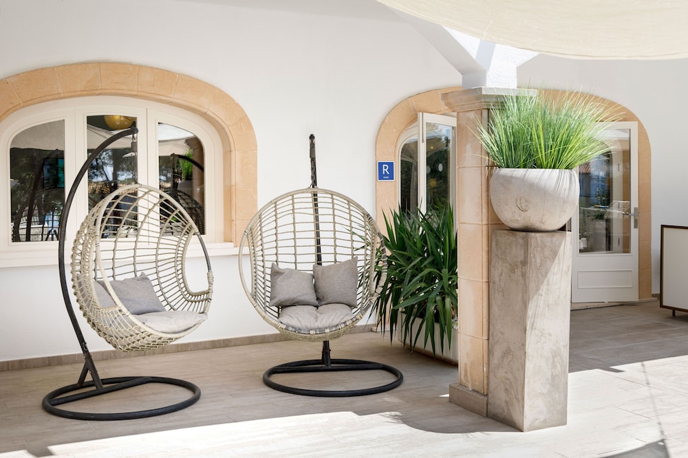 

Bologna - Puerto De Alcudia, Mallorca - Mar Hotels Alcanada