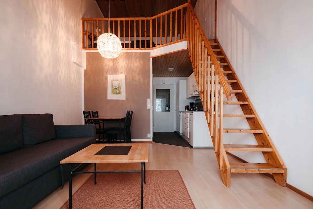 

Milano - Levi - Lapland Hotels Sirkantähti