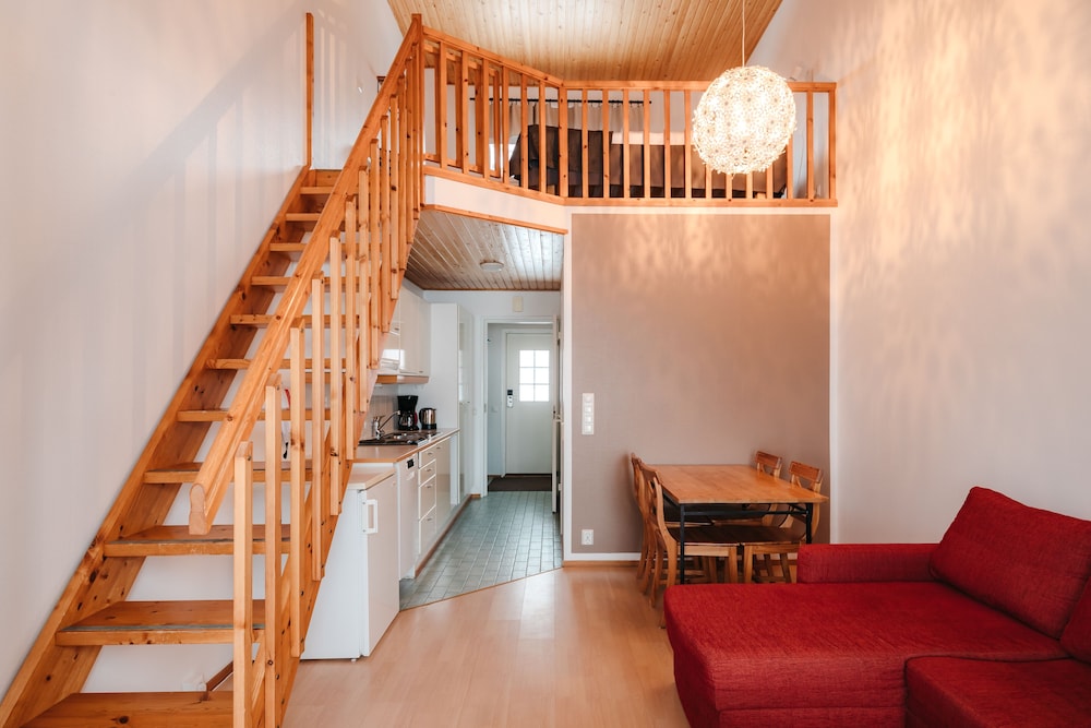 

Milano - Levi - Lapland Hotels Sirkantähti