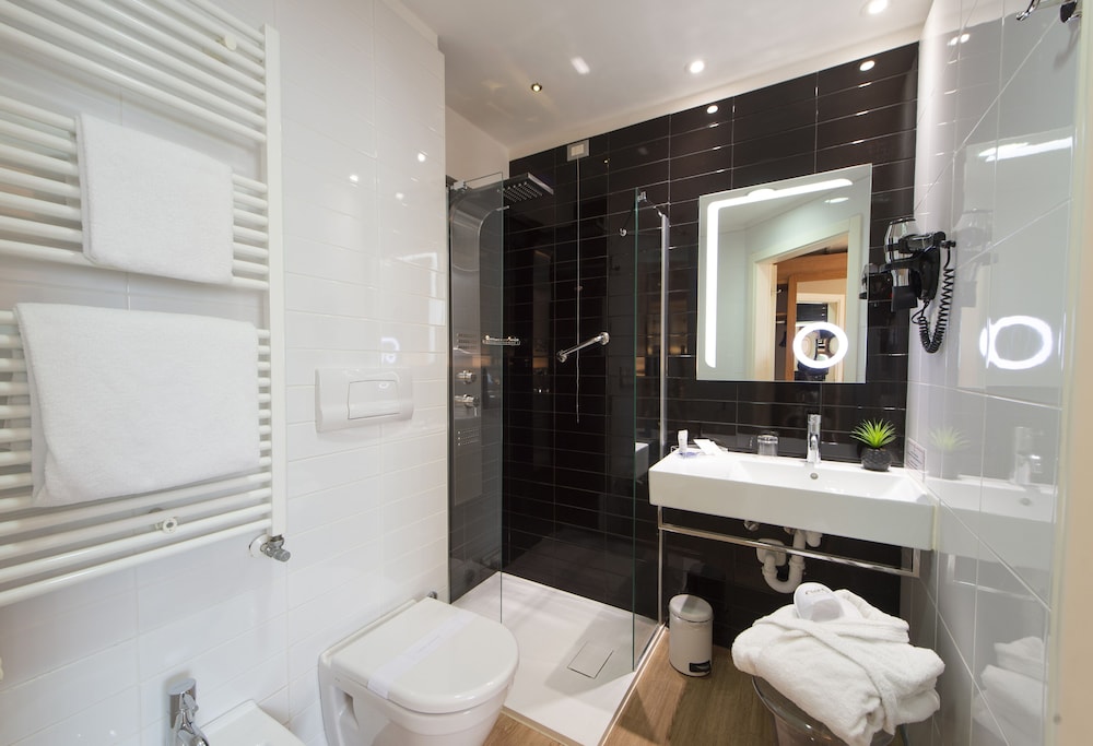 

Catania - Monza - Neo Hotel