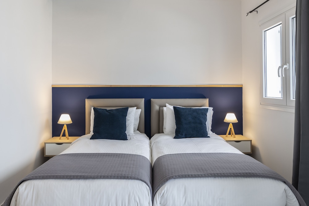 

Bari - Naousa, Paros - Hotel Kontes Comfort