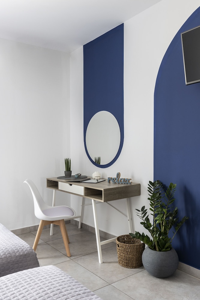 

Roma - Paros, Isole Greche - Hotel Kontes Comfort