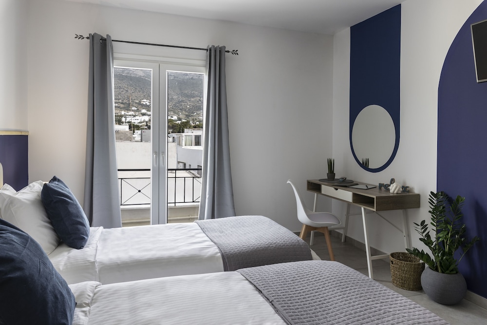 

Milano - Naousa, Paros - Hotel Kontes Comfort