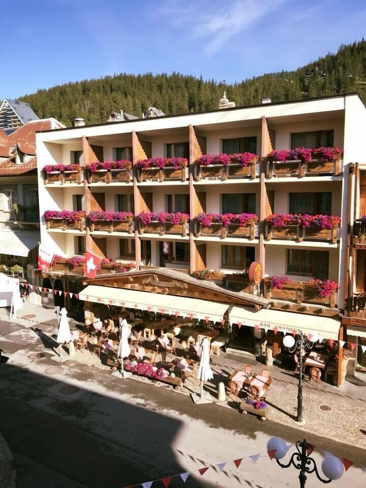 

Bari - Crans-Montana - Hotel Olympic - Montana Center