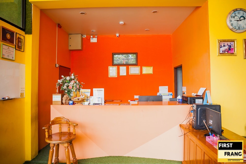 

Milano - Haad Chao Phao - First and Frang Hotel - Koh Phangan