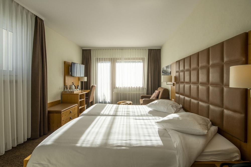 

Bologna - Crans-Montana - Hotel Olympic - Montana Center