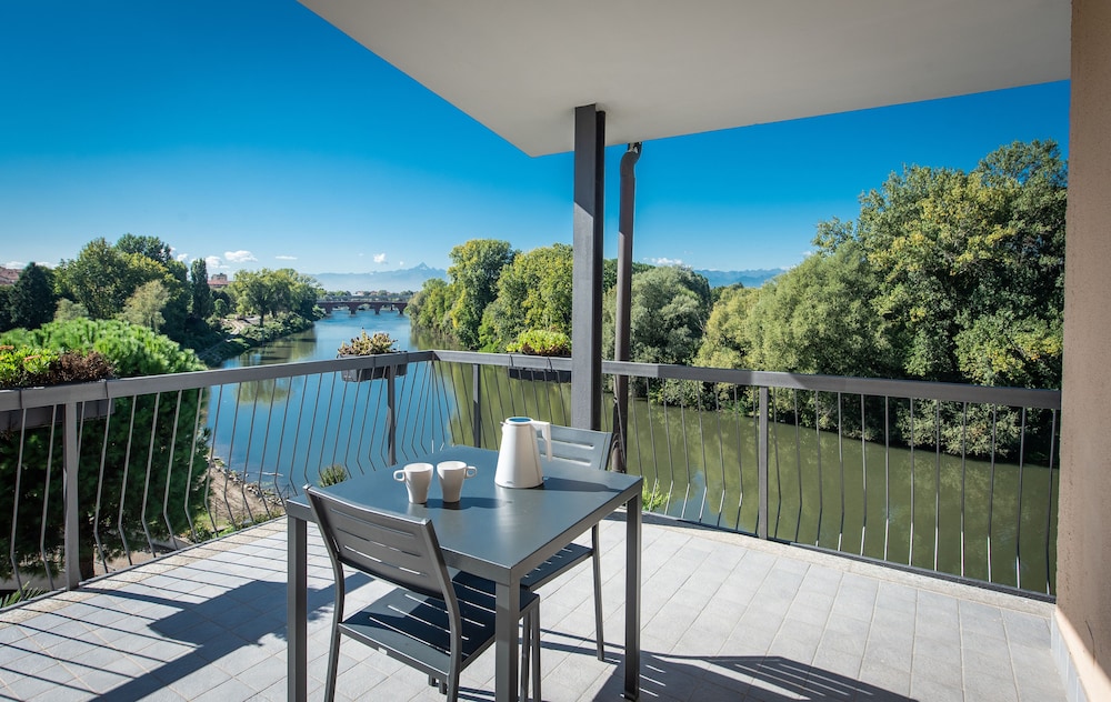 

Brindisi - Torino - Best Quality Hotel La Darsena