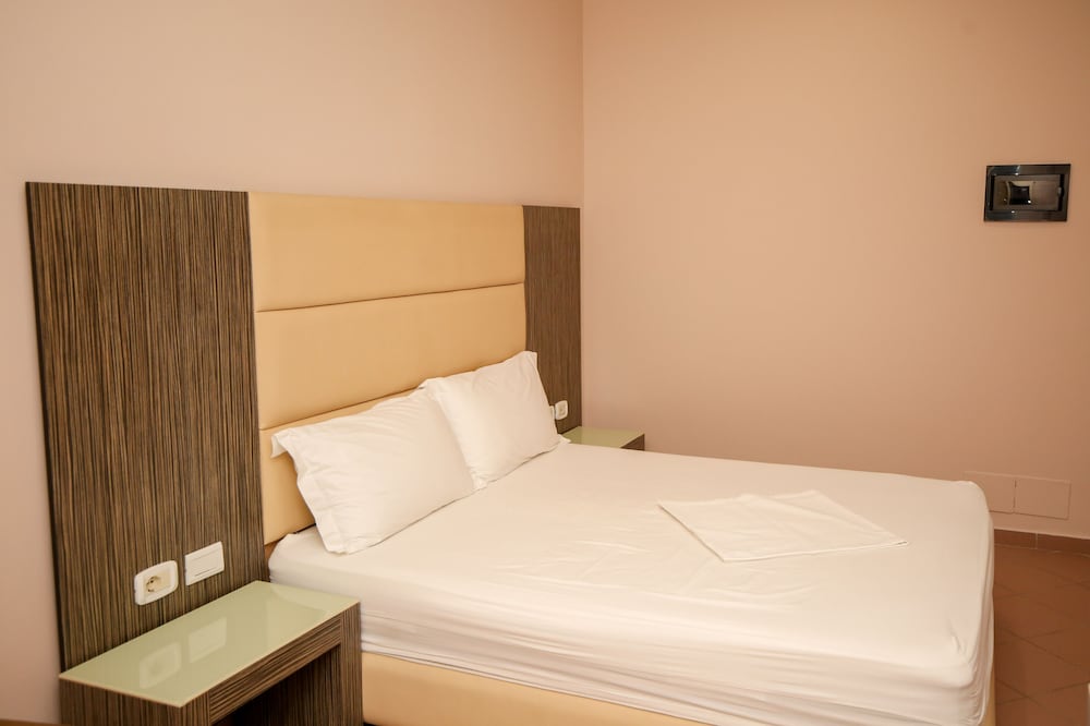 

Bologna - Valona - Hotel Aliko