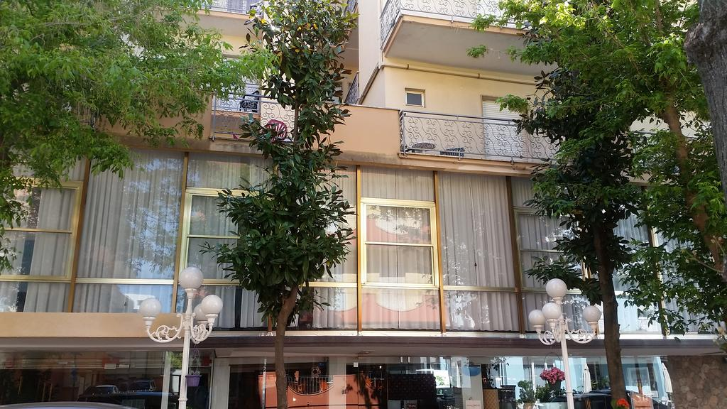 

Milano - Misano Adriatico - Hotel Pecci