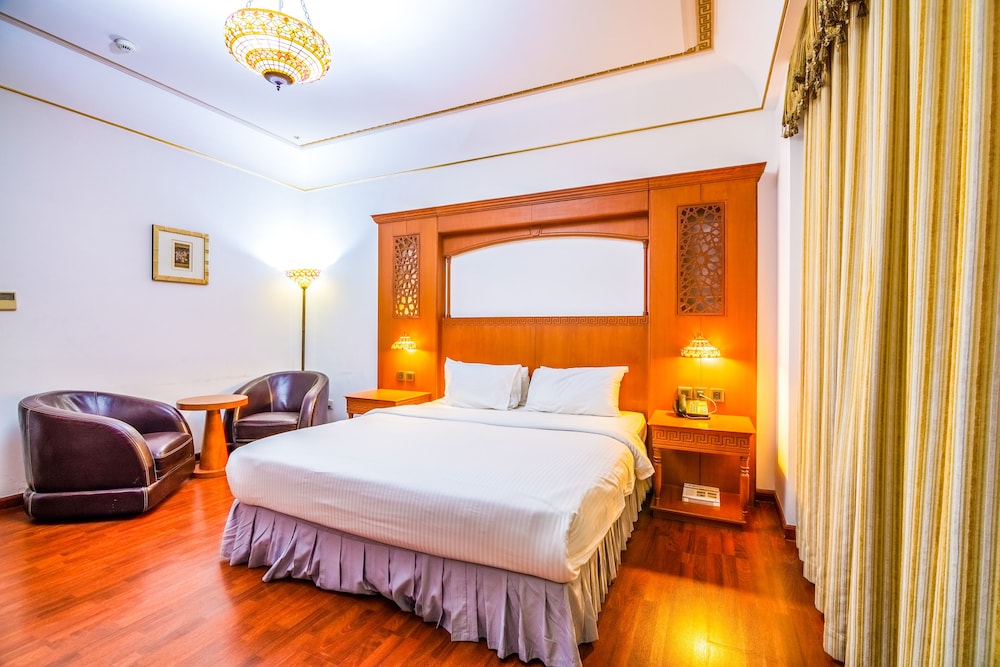 

Milano - ‘Udhaybah - Platinum Hotel