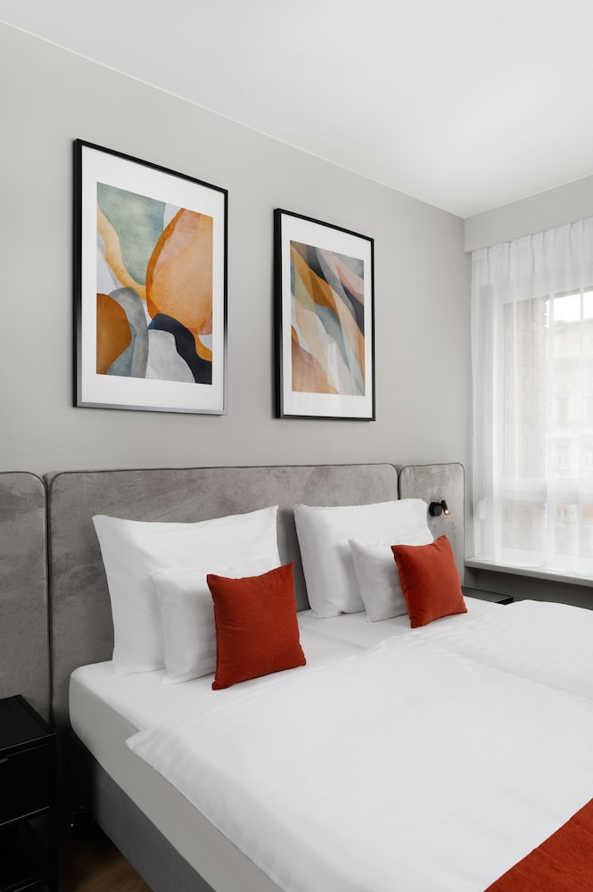 

Cagliari - Budapest - Florin Apart Hotel